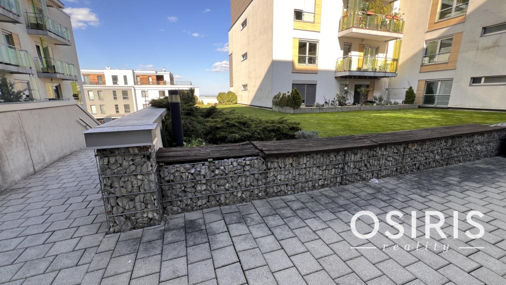 Na prenájom 2i byt s balkónom a parkovaním v novostavbe z r. 2015, Koliba