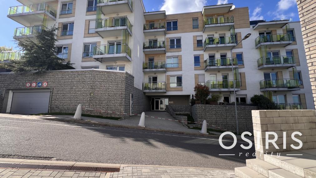 Na prenájom 2i byt s balkónom a parkovaním v novostavbe z r. 2015, Koliba