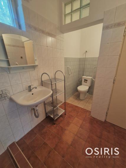 TOP PONUKA - Rodinný dom s veľkým pozemkom v obci Nekyje na Ostrove