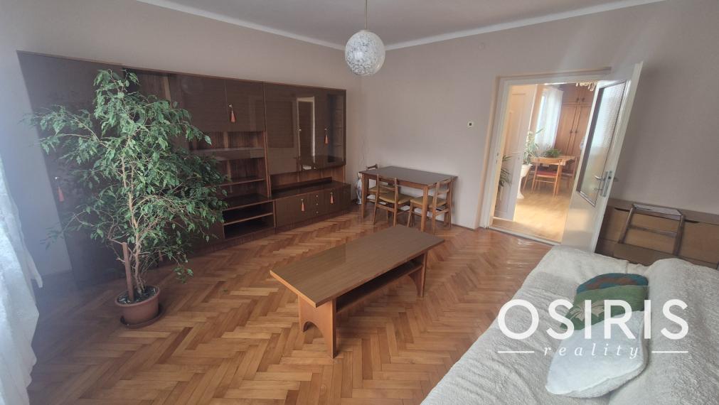 TOP PONUKA - Rodinný dom s veľkým pozemkom v obci Nekyje na Ostrove