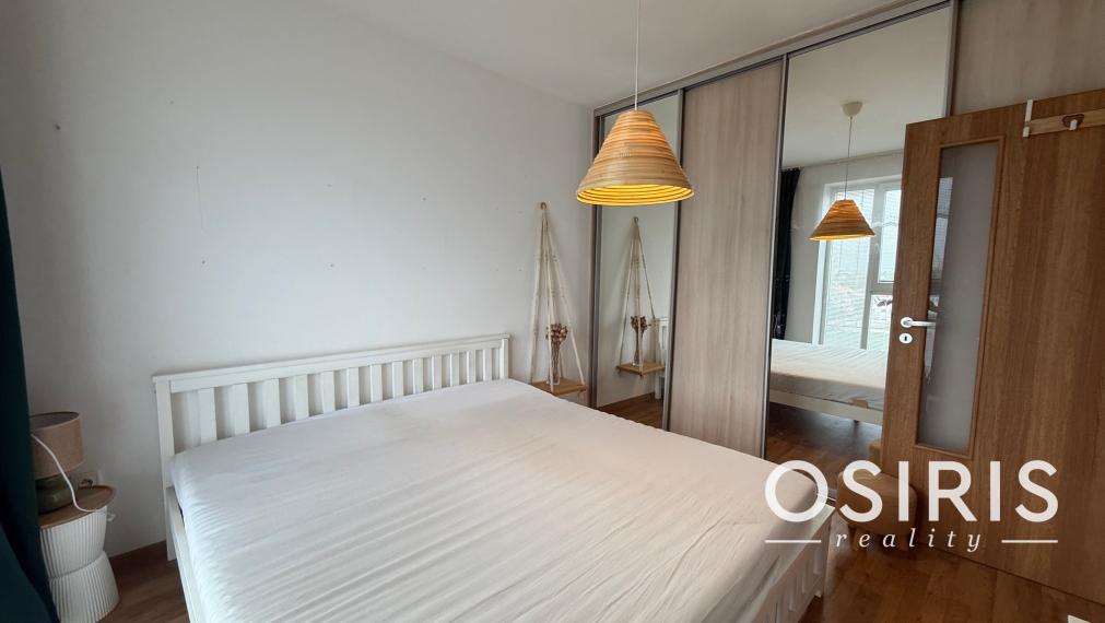 Moderný klimatizovaný 2-izbový byt s balkónom, novostavba 2019, parkovacie miesto