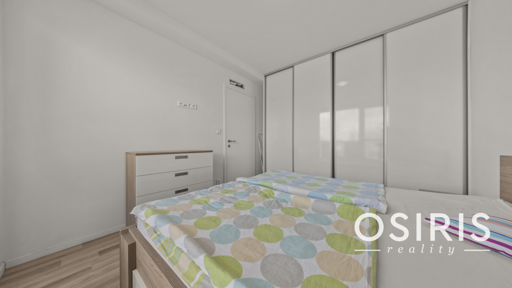 Klimatizovaný 2i byt s balkónom v novostavbe z r. 2020, Jarabinky