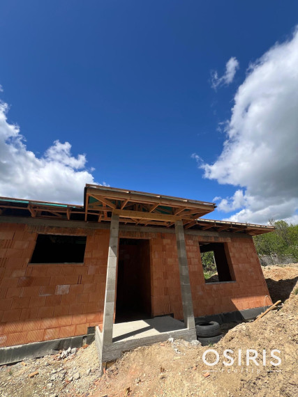 Exkluzívne bývanie pod Zoborom – moderný 4-izbový bungalov