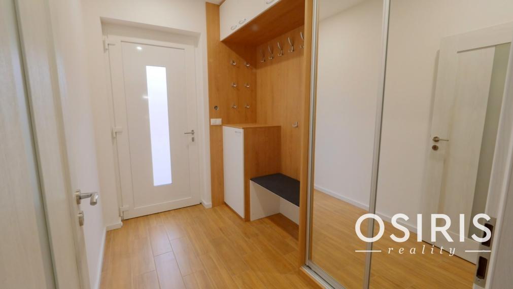 NOVOSTAVBA: Samostatný, zariadený 4i RD, Priehradná, BA II – Vrakuňa