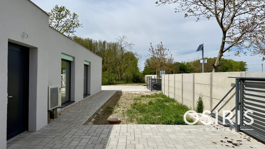 Novostavba - 4 izbový, samostatne stojaci bungalov blízko Bratislavy