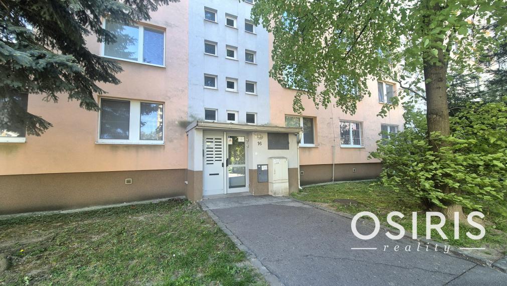 Na prenájom štýlový 3-izbový byt v Ružinove – Rumančeková ulica