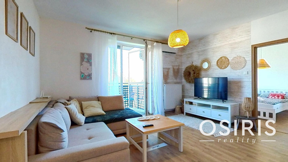 Moderný klimatizovaný 2-izbový byt s balkónom, novostavba 2019, parkovacie miesto