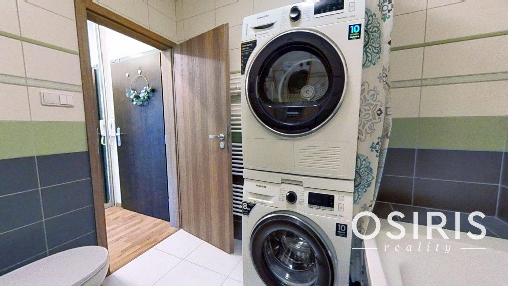Moderný klimatizovaný 2-izbový byt s balkónom, novostavba 2019, parkovacie miesto