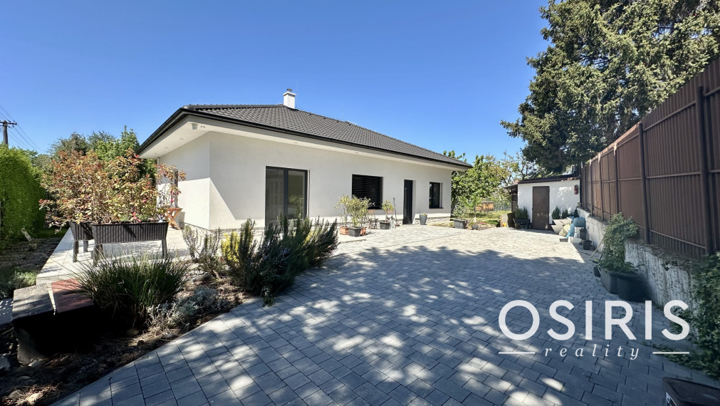 NOVOSTAVBA: Samostatný, zariadený 4i RD, Priehradná, BA II – Vrakuňa