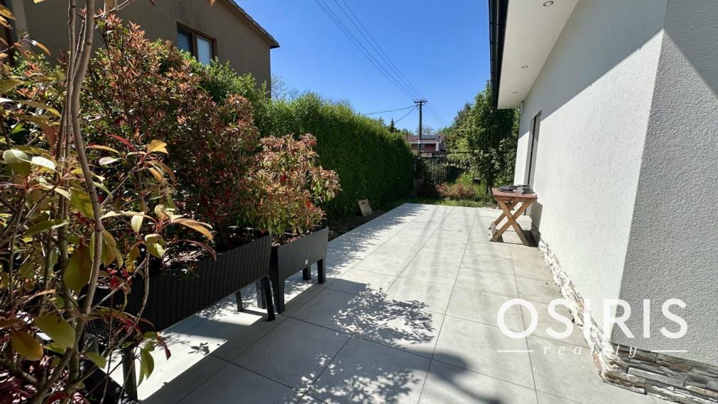 NOVOSTAVBA: Samostatný, zariadený 4i RD, Priehradná, BA II – Vrakuňa