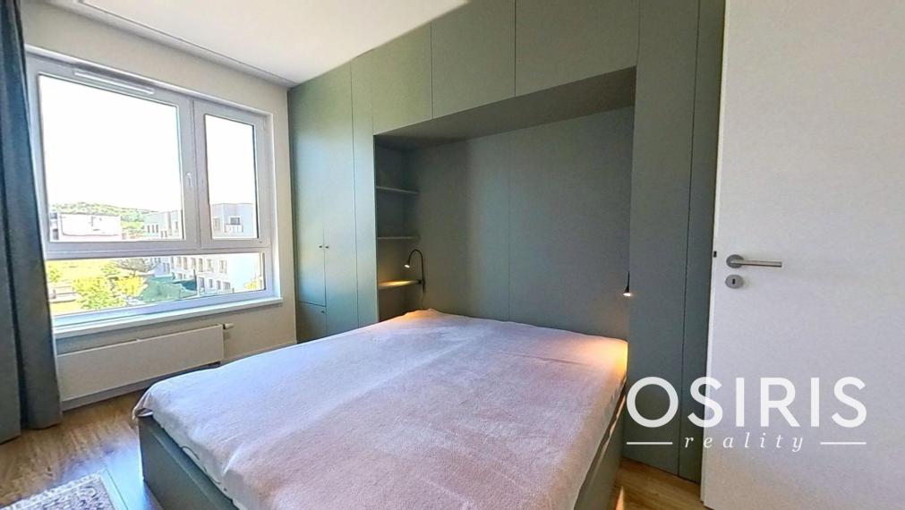 Prenájom moderného 3-izbového bytu s balkónom v projekte Bory