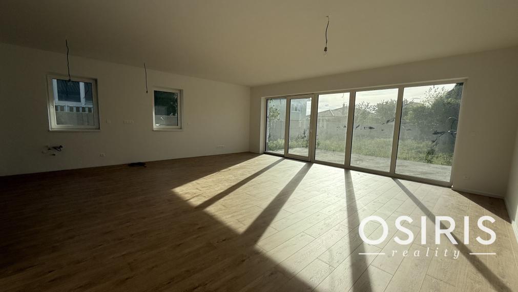 Moderný 5-izbový rodinný dom Orechová Potôň