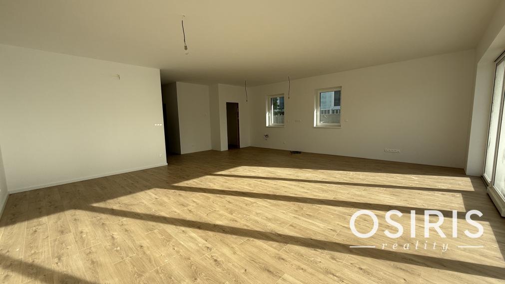 Moderný 5-izbový rodinný dom so záhradou a terasou, Orechová Potôň