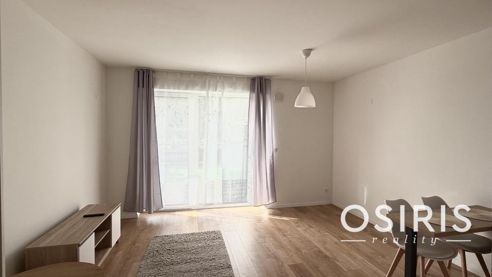 Pekný 1 izb. byt s predzáhradkou a parkovacím miestom