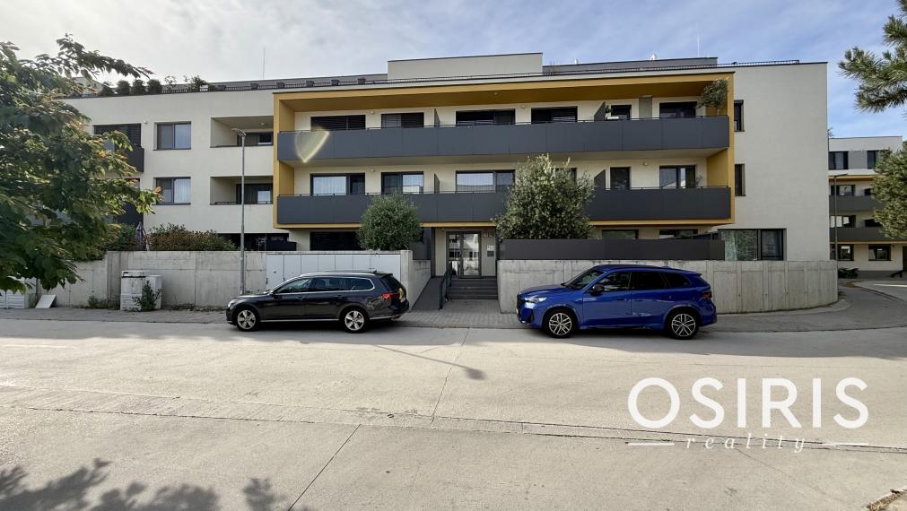 Pekný 1 izb. byt s predzáhradkou a parkovacím miestom