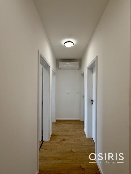 Krásny kompletne zariadený 3 izb. byt s garážovým parkovacím miestom