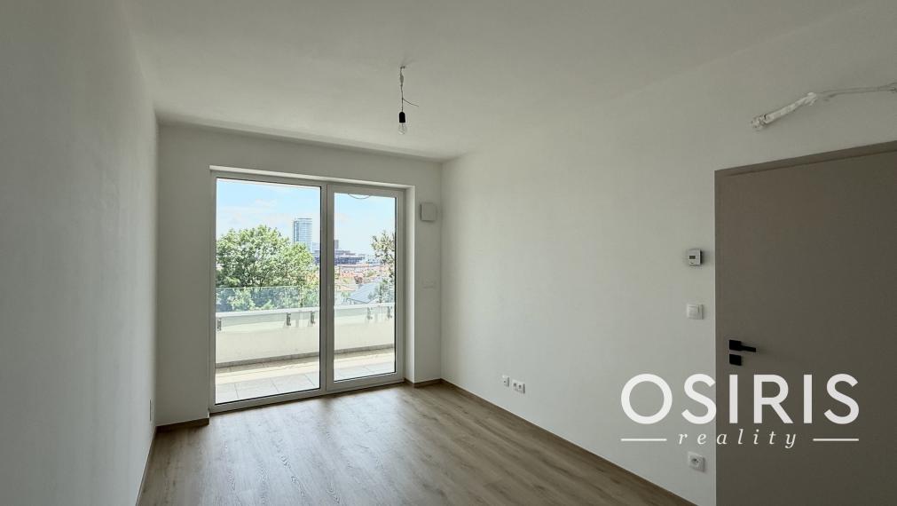 Winehills - 2 izb. byt s veľkým balkónom a krásnym výhľadom na Bratislavu