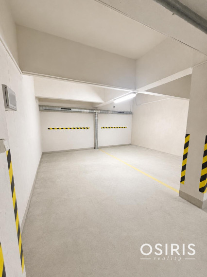 Veľkometrážny 4-izbový byt s dvomi balkónmi a trojgarážou
