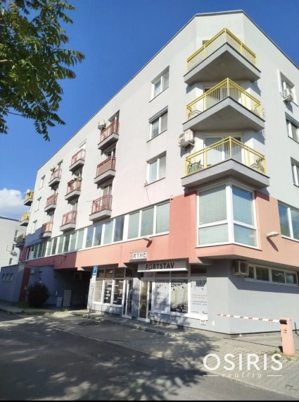 ÚTULNÝ 1-IZBOVÝ APARTMÁN V PETRŽALKE: 42 m² pre komfortné mestské bývanie
