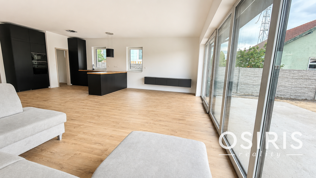 Moderný 5-izbový rodinný dom Orechová Potôň