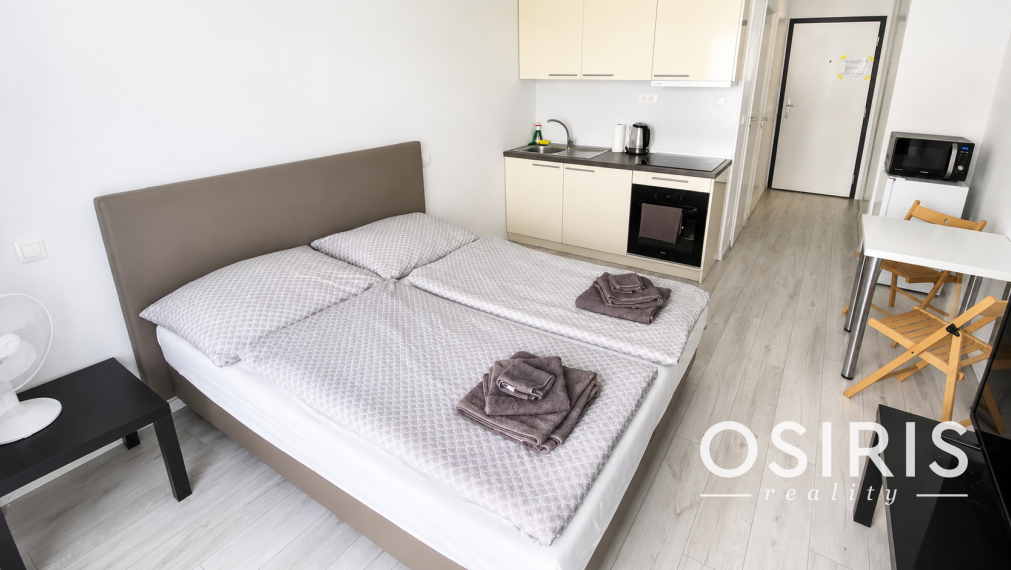 Moderný 1-izbový byt s balkónom, parkovacie miesto, Slnečnice