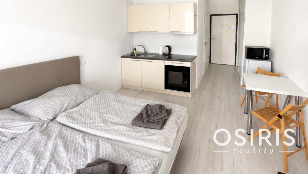 Moderný 1-izbový byt s balkónom, parkovacie miesto, Slnečnice