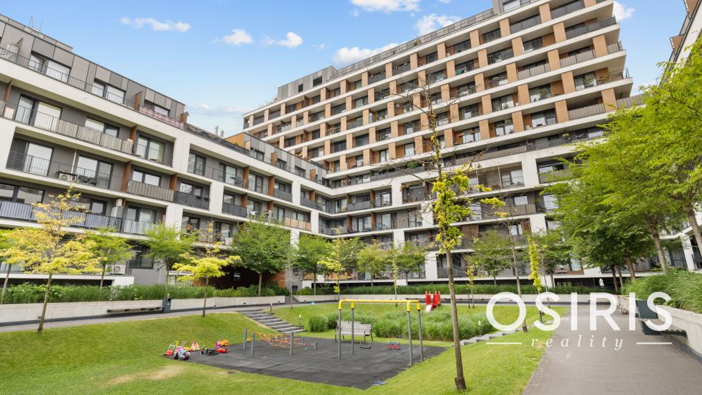 Moderný 1-izbový byt s balkónom, parkovacie miesto, Slnečnice