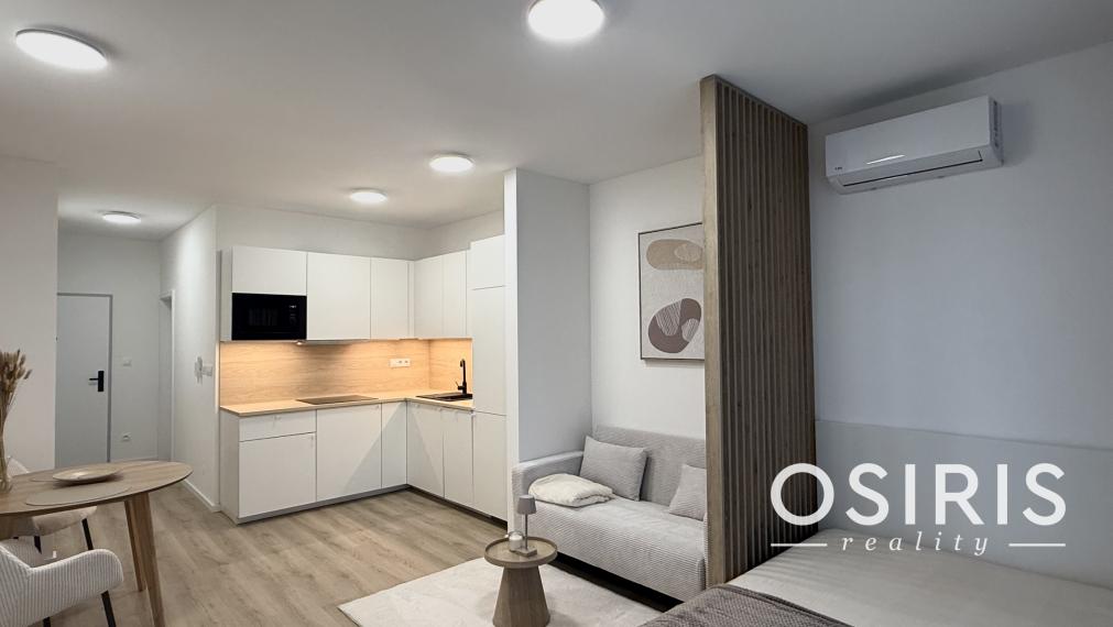 Dizajnový 1-izbový apartmán v projekte WineHills | Balkón | Parkovanie | Novostavba