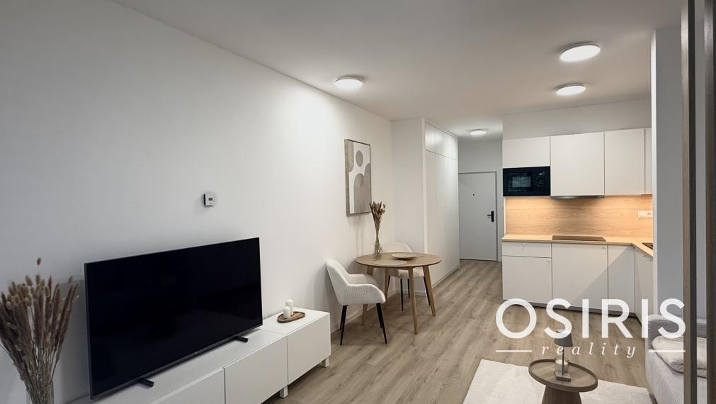 Dizajnový 1-izbový apartmán v projekte WineHills | Balkón | Parkovanie | Novostavba