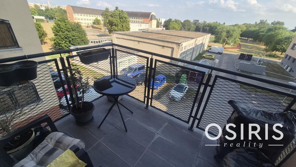 PRENÁJOM MODERNEJ GARZÓNKY S BALKÓNOM – DUNAJSKÁ STREDA, NEMEŠSZEGSKÁ ULICA