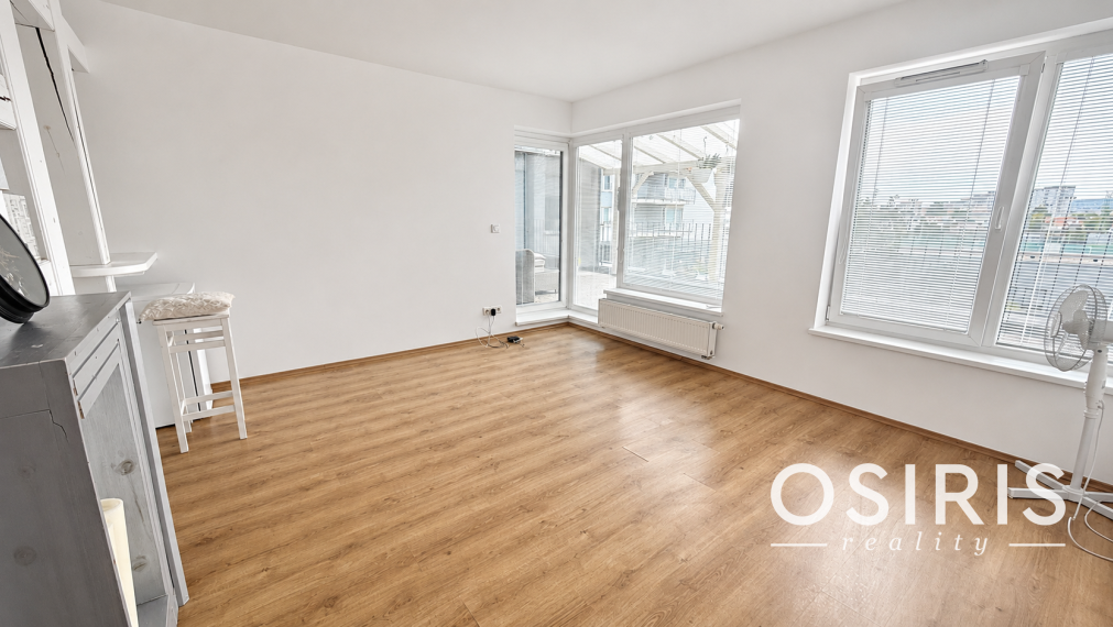 Moderný 1-izbový byt s terasou 20 m2, parkovacie miesto, Ružinov