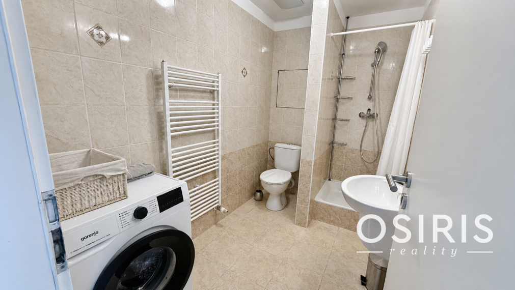 Moderný 1-izbový byt s terasou 20 m2, parkovacie miesto, Ružinov