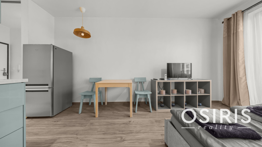 Klimatizovaný zariadený 1i byt s balkónom a parkovaním – Slnečnice