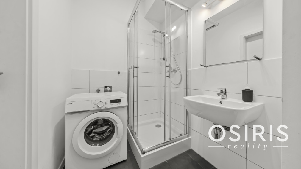 Klimatizovaný zariadený 1i byt s balkónom a parkovaním – Slnečnice