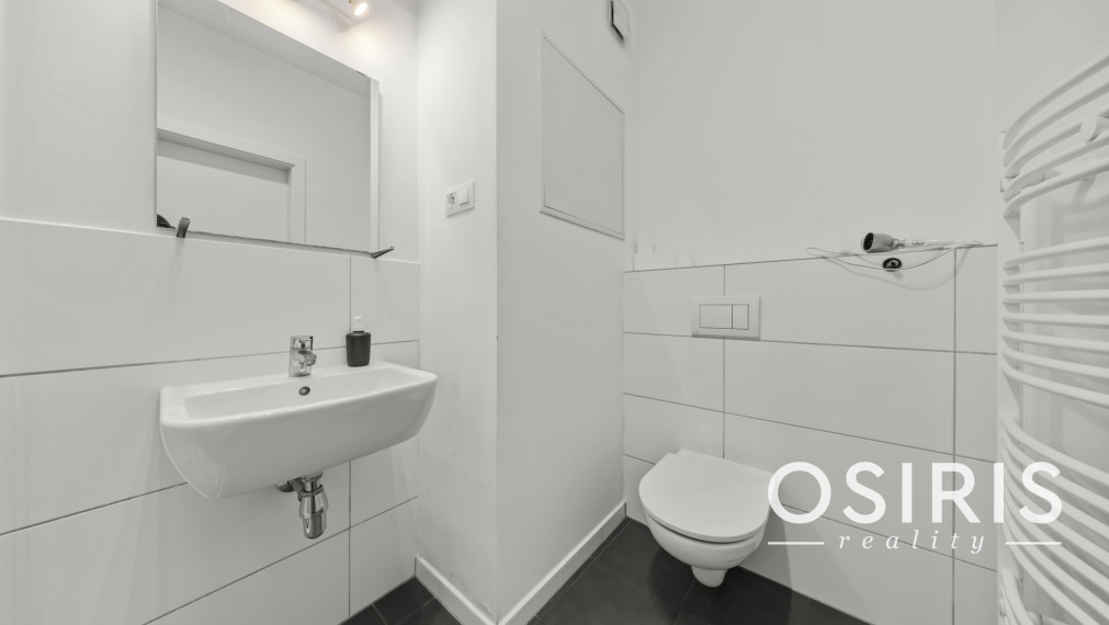 Klimatizovaný zariadený 1i byt s balkónom a parkovaním – Slnečnice