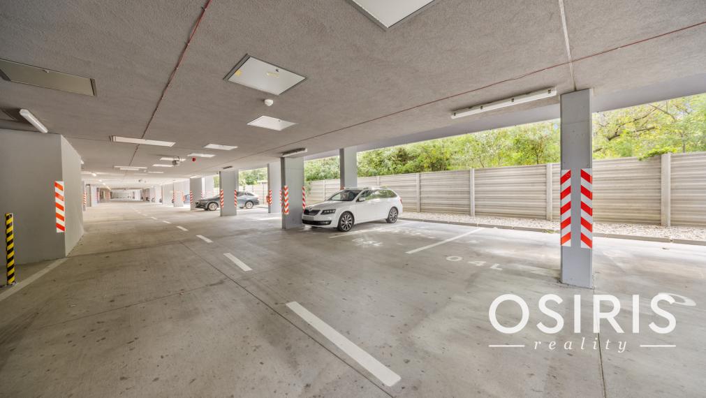 Zariadený 1i byt so súkromným parkovaním – Ružinov
