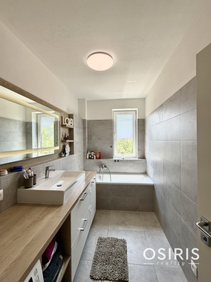 Rezervované -Moderný rodinný 3-izbový byt s terasou | Galéria Lužná | 78,56 m² | parkovanie | klimatizácia