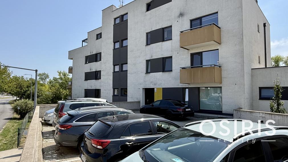 Rezervované -Moderný rodinný 3-izbový byt s terasou | Galéria Lužná | 78,56 m² | parkovanie | klimatizácia