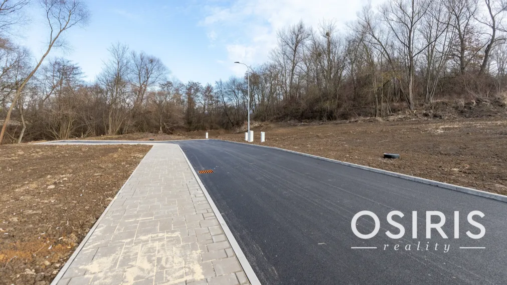 Stavebný pozemok 472 m2 so stavebným povolením, Šarišské Bohdanovce