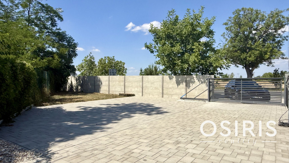 Minimalistický 4-izbový bungalov | Novostavba 2026 | 673 m² pozemok | Báč