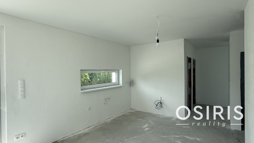 Minimalistický 4-izbový bungalov | Novostavba 2026 | 673 m² pozemok | Báč