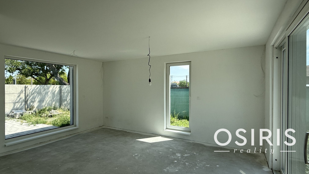 Minimalistický 4-izbový bungalov | Novostavba 2026 | 673 m² pozemok | Báč