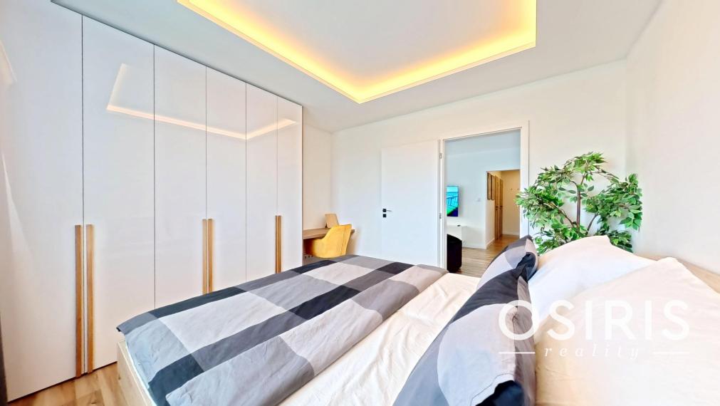 Priestranný 3i byt po luxusnej rekonštrukcii
