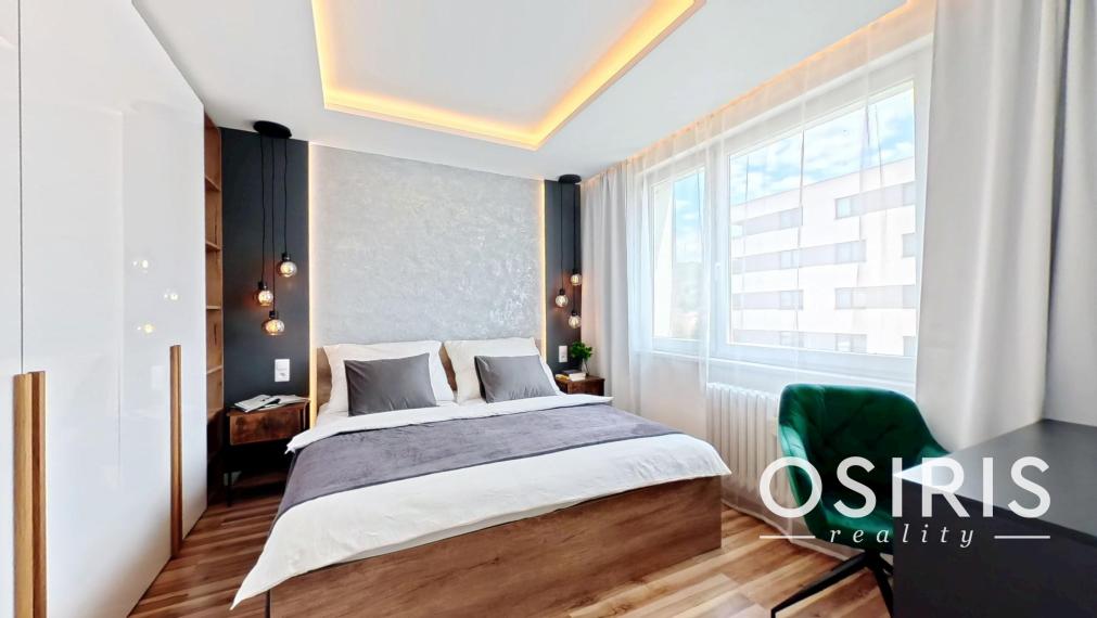 Priestranný 3i byt po luxusnej rekonštrukcii