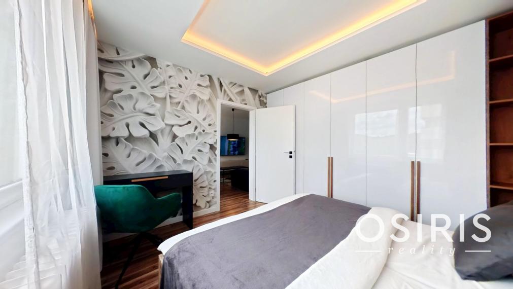 Priestranný 3i byt po luxusnej rekonštrukcii
