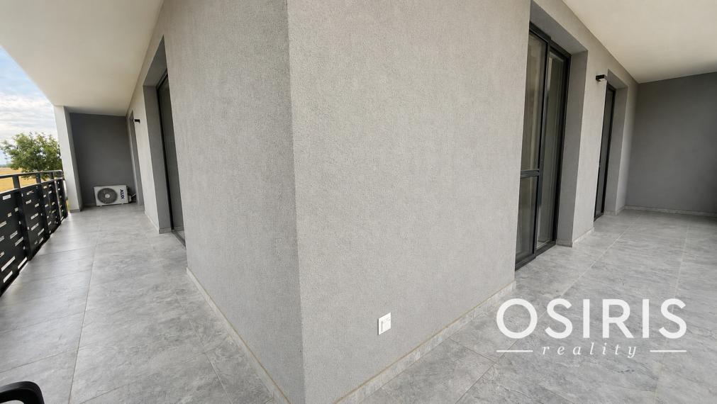 Nadštandardný, klimatizovaný 3i byt v novostavbe z r. 2026, terasa 24 m2, 1 x parkovanie