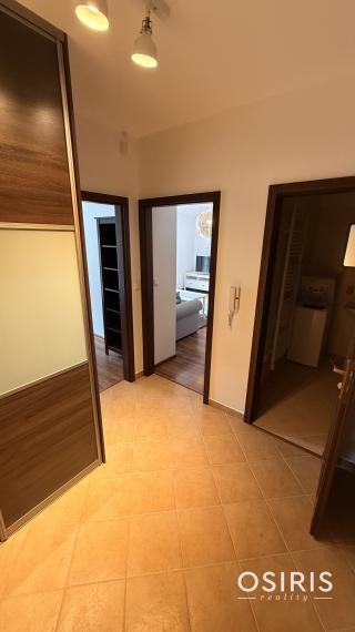 Zrekonštruovaný 2izb byt v apartmánovom dome v Hrabovskej doline Malinô Brdo