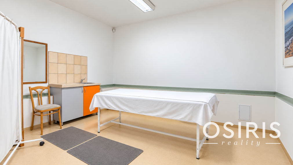 VÝNIMOČNÁ INVESTIČNÁ PRÍLEŽITOSŤ V PIEŠŤANOCH – POLYFUNKČNÁ BUDOVA SO ZABEHNUTOU ZDRAVOTNÍCKOU PREVÁDZKOU