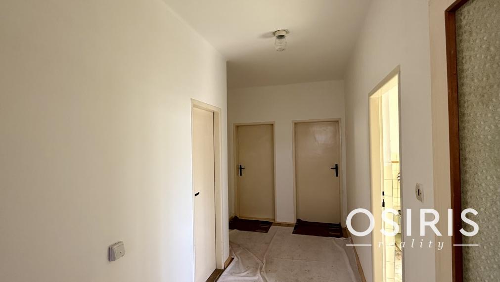 INVESTIČNÁ PRÍLEŽITOSŤ: 2 411 m² POZEMOK S RD A S MOŽNOSŤOU VÝSTAVBY 3 DVOJDOMOV