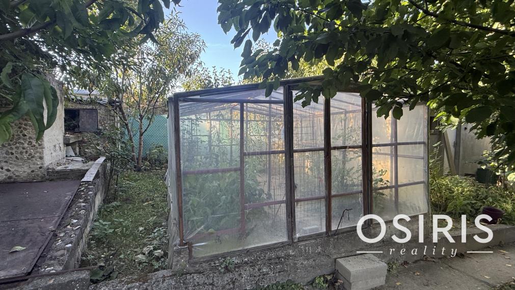 STARÉ BERNOLÁKOVO | RODINNÝ DOM S VEĽKÝM POZEMKOM 777 m², GARÁŽOU A KRÁSNOU ZÁHRADOU